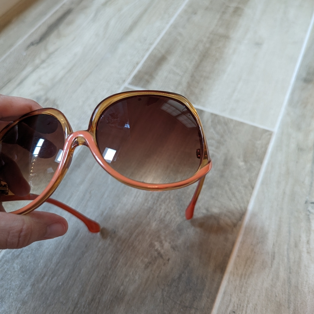 Fun Sunglasses 😎 - Picture 8 of 8